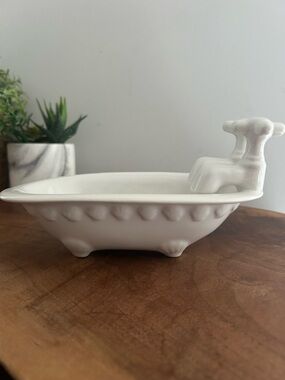 White Ceramic Decorative Clawfoot Bathtub Trinket Dish Bathroom Soap Dish